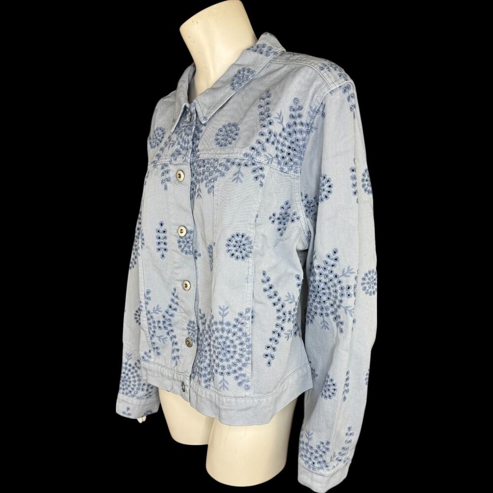 Destination 365 Eyelet Denim Jacket with Pockets Light Wash Blue X-Large NWOT - Picture 4 of 13
